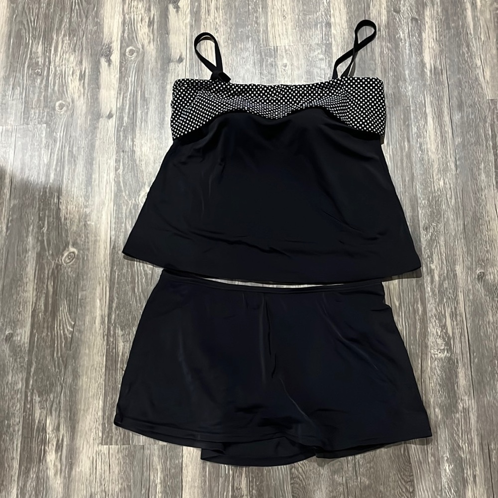 I.f. 2 piece tankini with skirt bottoms